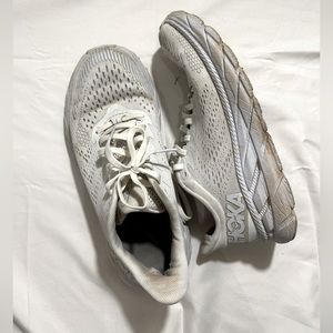 HOKA Clifton 7- white